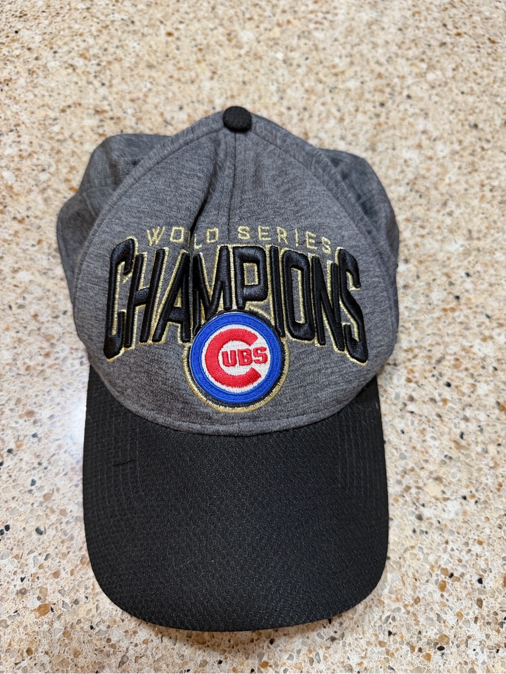 New Era Cubs Champions Cap in Gray and Black with Gold Accents